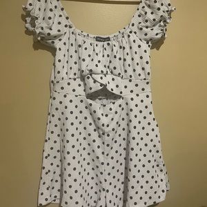 💜Polka dot romper with cutout detail